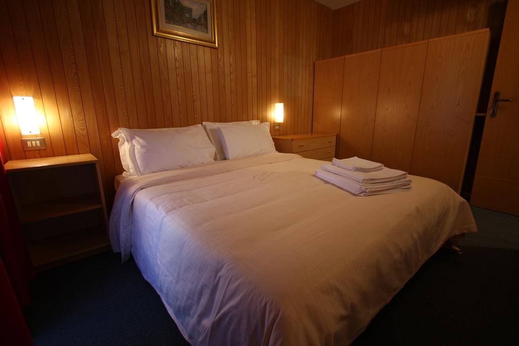 Residence Les Coupoles Champoluc Room photo